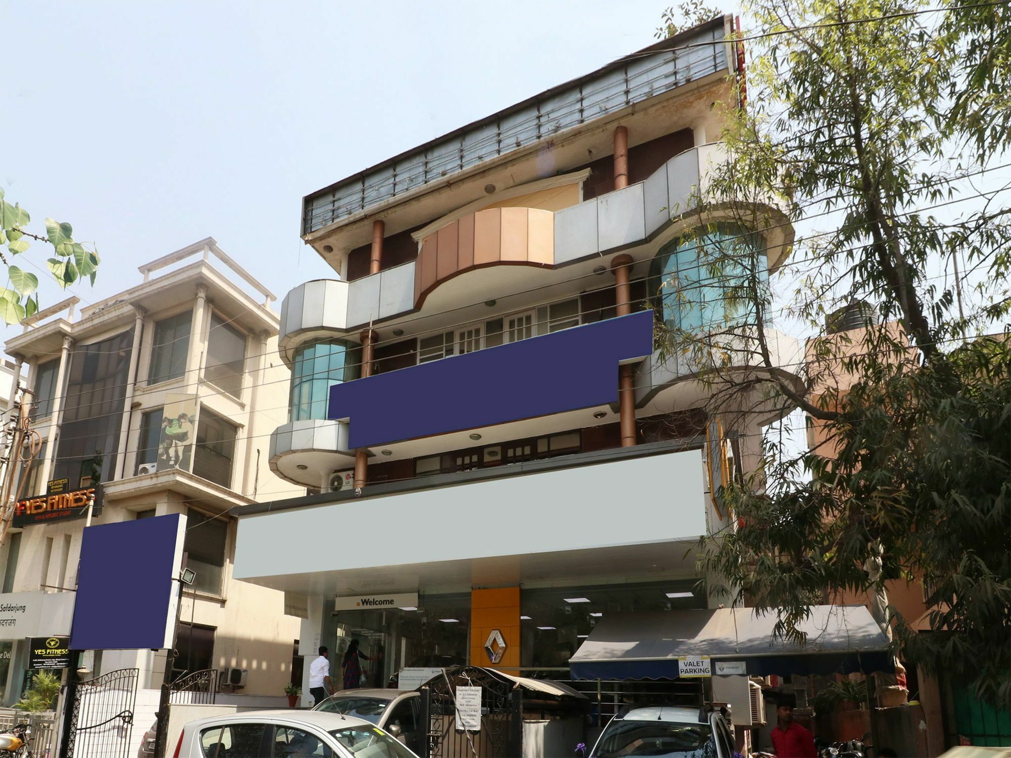 Oyo 13451 Star Corporate Avenue Hotel Ню Делхи Екстериор снимка