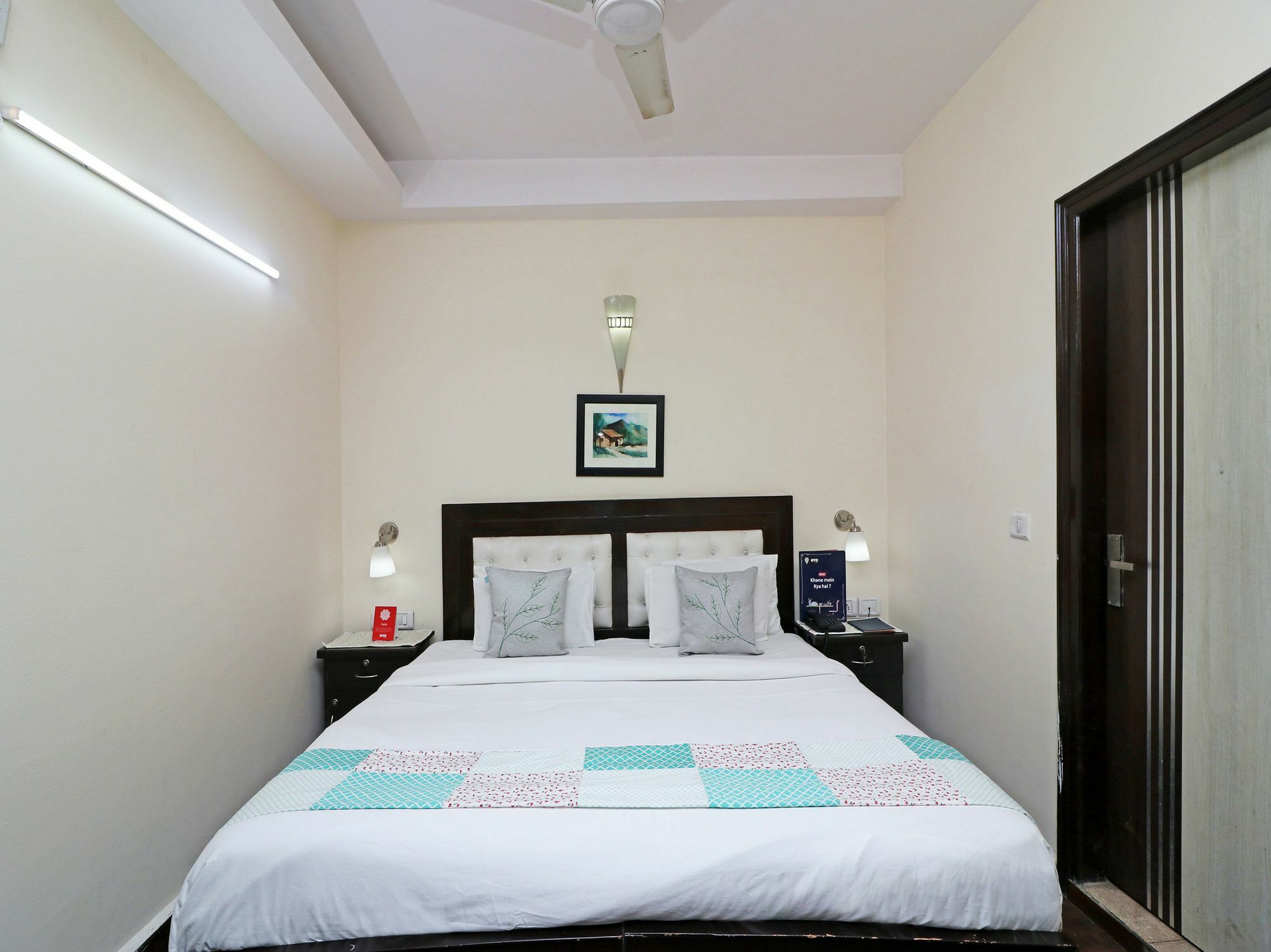 Oyo 13451 Star Corporate Avenue Hotel Ню Делхи Екстериор снимка