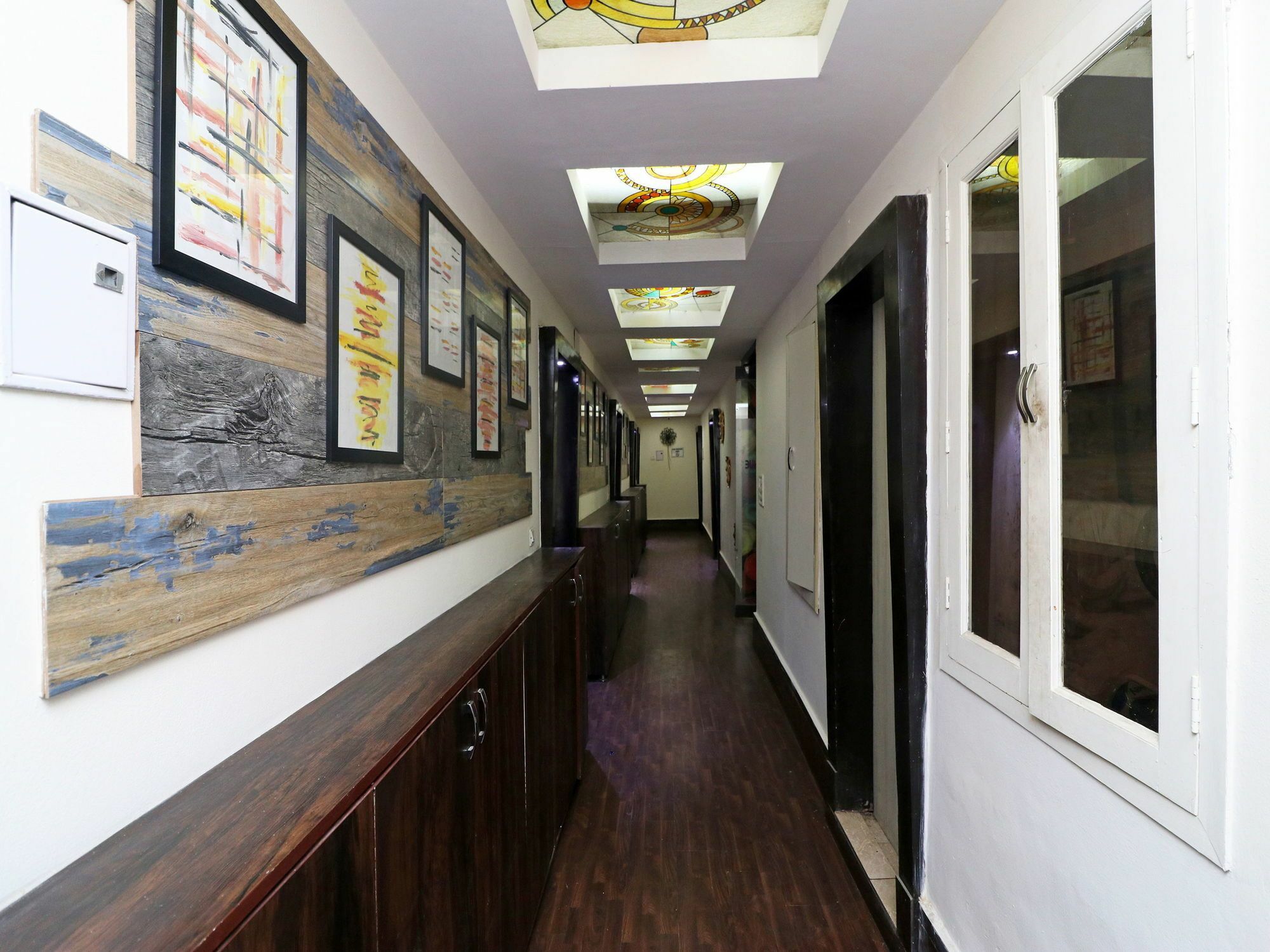 Oyo 13451 Star Corporate Avenue Hotel Ню Делхи Екстериор снимка